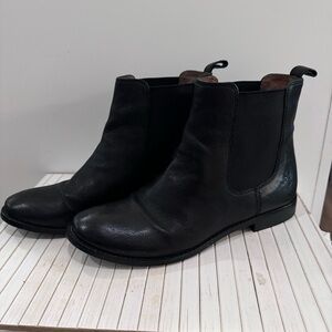 Frye Chelsea Boot